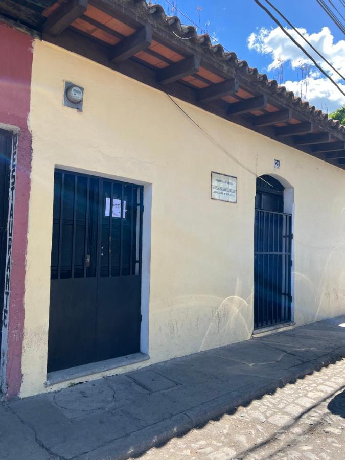 Casa Del Viajero Colonial Lägenhet Antigua Exteriör bild